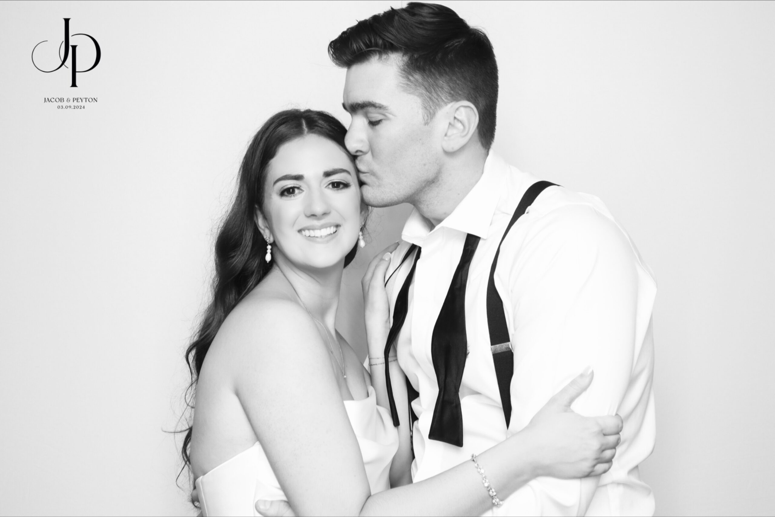 The White Room St Augustine | Glam Photo Booth